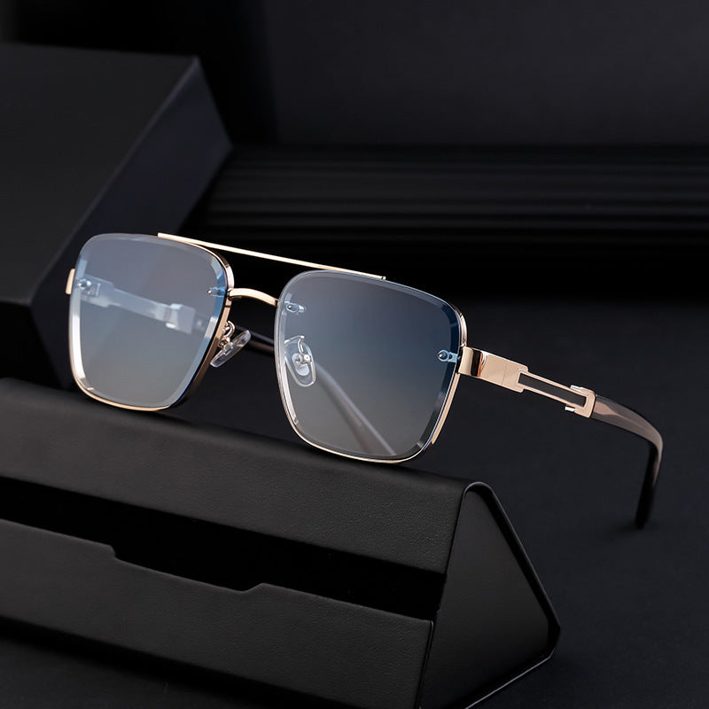 Square Sunglasses - Elevate your Style!